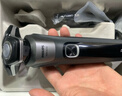 飞利浦（PHILIPS）电动剃须刀欧洲整机进口 旋护5系Pro SkinIQ系列 清爽净剃AI刮胡刀 生日礼物 男友送老公 S5887/10 实拍图