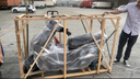 五星钻豹电动车2000W高速电动摩托车72V35AH长续航电瓶车外卖车 X3 新款 钢琴黑/亮光帝金 实拍图