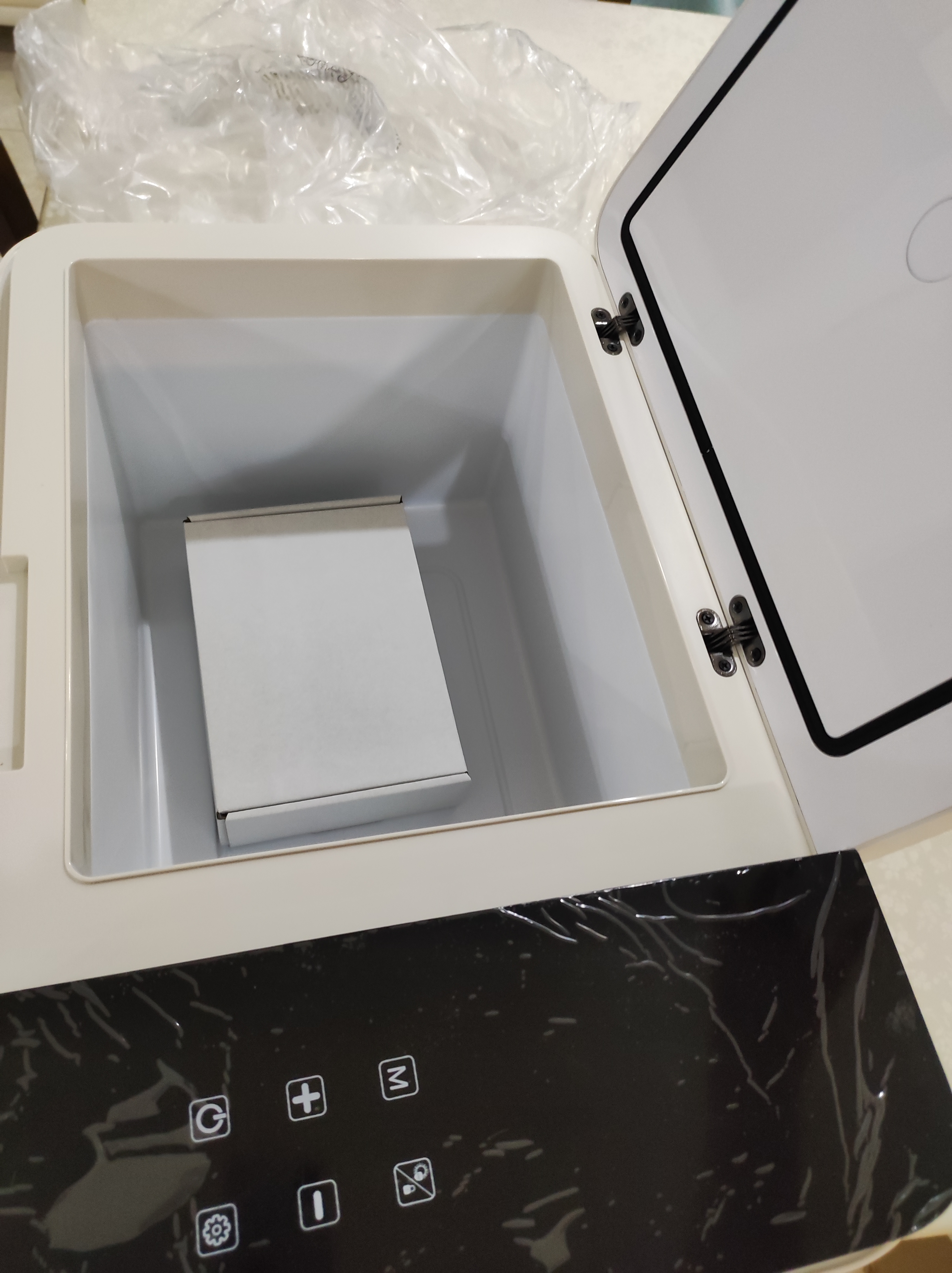 美菱（MeiLing）车载冰箱压缩机制冷25升车家户外三用宿舍办公室母乳冷冻冷藏 实拍图