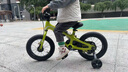 优贝（RoyalBaby）儿童自行车镁合金男女单车 月亮系列3-5岁 宇航员14寸 柠檬绿 实拍图