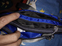 TOOPRE运动腰包多功能腰带防水跑步防盗隐形贴身手机包跑步包徒步包 宝蓝色（每个ID限钩3个） 实拍图