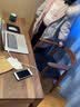 欧策（ouce）北美黑胡桃木现代简约实木书桌办公桌抽屉学习桌卧室电脑桌写字桌 北美黑胡桃木吊柜桌椅140*70*75cm 实拍图