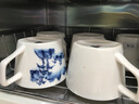 祥燕（xiangyan）500毫升瓷器茶壶陶瓷一斤装耐热办公茶壶滤网泡茶壶家用田园风白瓷 双线壶500ml山水（内置过滤孔） 实拍图