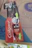 高露洁（Colgate）牙刷细毛护龈适齿纤柔软毛中毛成人男女手动情侣套装家庭装组合 细毛护龈炭 4支 实拍图