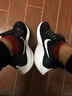 耐克（NIKE）男鞋 26夏季新款运动鞋子男气垫鞋休闲鞋透气网面鞋马拉松跑步鞋 【新品】107-黑白撞色/晒图退10 42.5 （内长270mm） 实拍图