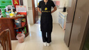好志程纯棉防水围裙定制logo印字定做美甲奶茶店工作服女男家用厨房防水围腰超市服务员工作服 黑色挂脖款 均码 实拍图