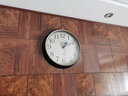 迪高钟表美式大厅挂钟时钟客厅挂表无声复古电子壁钟挂墙上静音欧式表 黑色数字款38厘米直径 实拍图