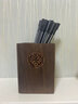 时光林胡桃木轻奢高级感笔筒中式领导办公室桌面摆件书房木质笔筒收纳盒 黑胡桃木【笔筒03】（高档礼盒） 实拍图