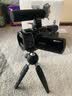 曼富图（Manfrotto）MTPIXIEVO 桌面迷你三脚架 相机主播直播自拍支架 红色 实拍图