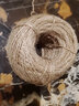 美外 麻绳手工diy照片墙麻绳花瓶装饰品编织辅料礼物包装复古粗细吊牌 90米一卷原色【2毫米粗】 实拍图