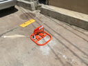 皇驰八角O型加重加厚手动车位锁地锁停车锁车器汽车防盗车库锁占车停车位车库锁锁车器 O型橙(4.5KG)自动拉升上锁+反光贴+螺丝 实拍图