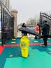 英玛仕（ENGMARSS）儿童雨衣6-12岁小学生雨披男童女童长款带书包位雨衣幼儿园3-6岁 黄色【双帽檐+书包位+拉链+按扣 XL 1件 （适合身高110-130CM) 实拍图