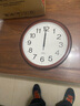 北极星新中式电波钟万年历挂钟客厅挂表家用简约自动对时创意时钟表挂墙 简约木纹电波钟（直径38cm） 实拍图