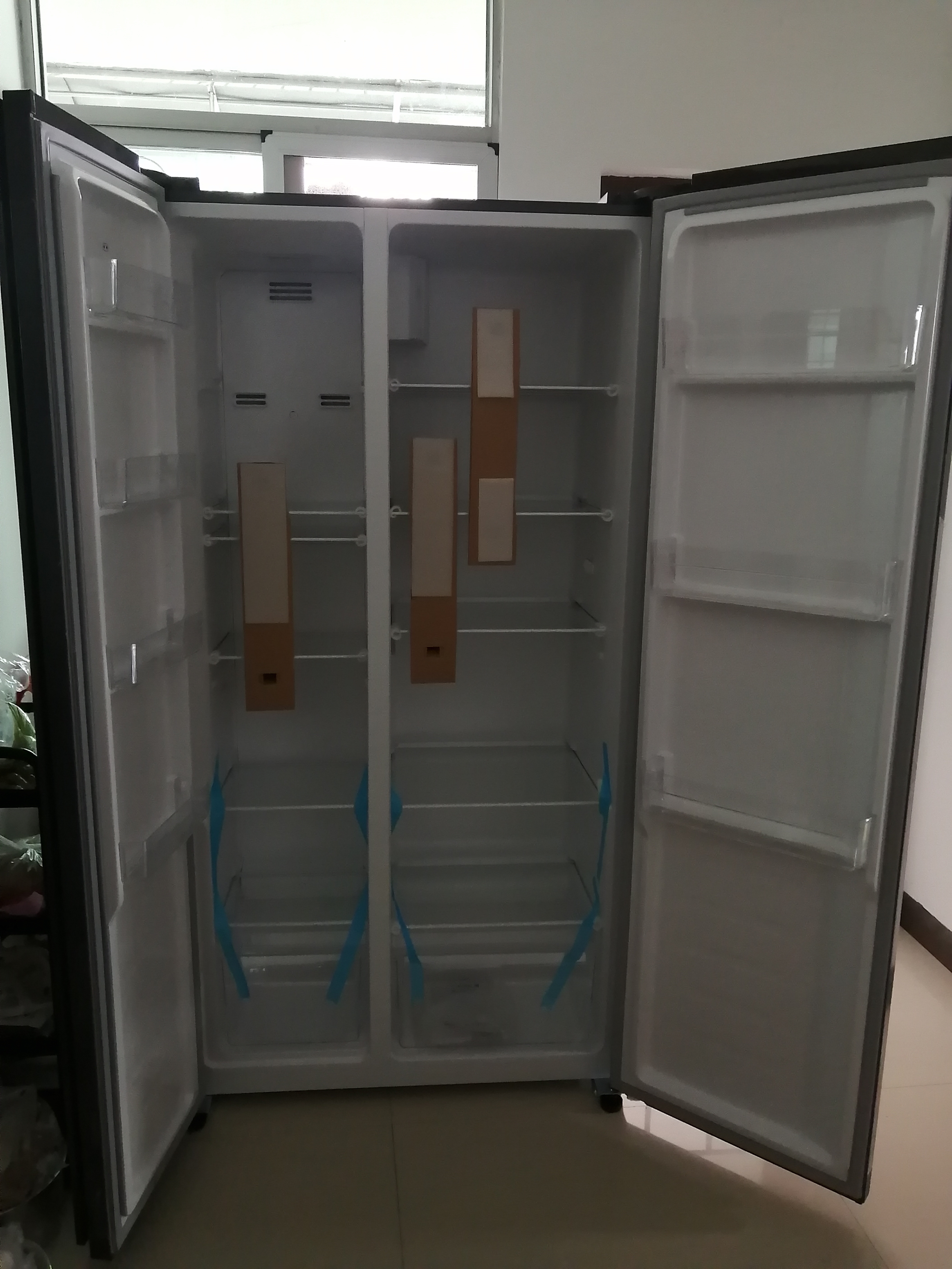 奥马（Homa）欧洲臻品452升超薄机身一级能效双变频薄款双开门对开门风冷无霜家用电冰箱 国补以旧换新452WKJ/B 实拍图