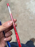 uni日本进口uni三菱中性笔um100黑色刷题笔红蓝子弹头简约办公学生用文具考试签字笔uniball三棱 红色 1支 实拍图