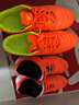 卡尔美（KELME）儿童足球鞋魔术贴免系带碎钉TF透气学生球鞋6873003 荧光橙 34 实拍图