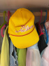信发（TRNFA）小黄帽+1条红领巾 1-6年级中小学生安全小黄帽荧光logo可调节头带大帽檐防晒遮阳 春秋款套装 实拍图