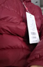 鸭鸭（YAYA）轻薄羽绒服女冬短款2025年秋冬新款高端时尚女款轻便韩版保暖外套 酒红色【连帽款】 3XL 实拍图