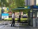 莫 家室外伞户外遮阳伞庭院太阳伞室外遮阳伞太阳能灯伞罗马伞方形大伞 布拉格【双杆8CM】+300斤注水沙底座 2.5米 实拍图