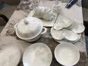 瓷丞相景德镇高温骨瓷釉下彩餐具整套碗碟家用轻奢乔迁结婚送礼碗盘组合 暗香疏影釉下彩 56件套 实拍图
