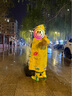 lemonkid儿童雨衣男童女宝宝雨披斗篷式小学生雨具 卡尔搞怪海盗鲨 XL 实拍图