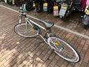 云宵死飞自行车实心胎成人初中学生青少年公路单车赛车代步24男士 钛银色26寸60刀 实拍图