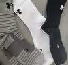 安德玛（Under Armour）袜子篮球袜毛巾底中筒四季薄款运动跑步精英袜子透气吸汗耐磨三双 实拍图