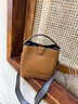 viney包包女包牛皮水桶包斜挎包大容量手提生日礼物送女友老婆 【焦糖色】实用高级感轻奢单肩包 实拍图