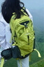 骆驼山栖户外登山包双肩包大容量便携露营徒步背包男女防泼耐磨书包 A1W3QJ111B，果绿 轻量升级版 轻感背负 实拍图
