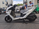 光阳KYMCO光阳摩托车 赛艇ST250 ABS 踏板摩托车 珍珠白 实拍图