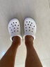 卡骆驰（crocs）洞洞鞋男鞋女鞋 25夏季新款贝雅拖鞋轻便透气情侣鞋沙滩鞋凉鞋 骨白经典克骆格/现货速发 39 -40 /M7W9/250mm 实拍图