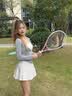 威尔胜（Wilson）男女生入门初学大学生轻巧减震大拍面新手情侣穿线网球拍送礼物 草莓拍 温柔粉- WR087910U 2号柄 实拍图