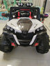 小嘎子儿童电动车四轮可坐儿童电动可坐人玩具车可坐人 高配白|皮座+普通电瓶+四驱+硬胎 实拍图