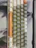 e元素Z11三模机械键盘 单色光键盘机械 61键有线机械键盘有线 拔插轴电竞键盘游戏 可换轴按键无冲 61键有线单色灰白红轴 实拍图