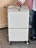 欧遥超大容量行李箱次日达前开盖铝框拉杆箱多功能箱加厚可坐人旅行箱 贝壳白/合金PC箱/可放笔记本电脑 28英寸 【USB+杯架+侧挂钩+支架】 实拍图