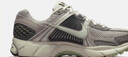耐克（NIKE）ZOOM VOMERO 5 女子复古运动鞋 FB8825-001 36.5 实拍图