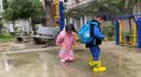 smally儿童雨鞋男童女童宝宝上学幼儿园防水防滑2024新款卡通雨靴 【升级-松紧口】粉色美人鱼 17码 雨鞋内长17cm 实拍图