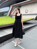 香影（xiangying）黑色吊带连衣裙女2025春夏新款垂坠感气质收腰无袖雪纺小黑裙 黑色 S 实拍图