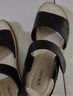 奥康官方女鞋 妈妈鞋夏季新款牛皮百搭舒适平底一字带凉鞋女 黑色1224821023 36 实拍图