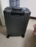 左汀行李箱铝框拉杆箱加厚结实抗压旅行箱登机箱大容量学生密码箱皮箱 铁灰色 24英寸，适合3-5天中途旅行 实拍图