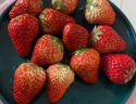 农家新语 丹东99红颜奶油草莓 3斤大果礼盒装 新鲜水果 空运直达 实拍图