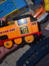 托马斯&朋友 （THOMAS&FRIENDS）小火车电动高登詹姆士培西轨道大师收藏款男孩玩具车儿童生日礼物 【电动-2节】妮娅（新老包装发货） 实拍图