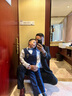 衣诺坊儿童西服套装花童男童演出服西服休闲主持人礼服 藏青6:西服 西裤 马甲 衬衫 配饰 130 （建议体重：42-54斤） 实拍图