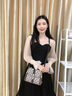 SOLO QUEEN轻奢品牌包包女包新款时尚百搭斜挎包女人单肩包女士包包生日礼物 卡其色 品牌专柜礼盒装 小包 实拍图