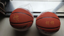 狂迷（kuangmi）篮球FIBA国际篮联认证lanqiu室内外耐磨七号标准比赛用球 创-升级版-7号球 实拍图