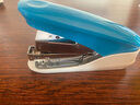 齐心（COMIX）50页省力订书机/订书器 可装50页防卡钉功能适配24/6 弹出式钉道 办公用品 颜色随机B3088C 实拍图