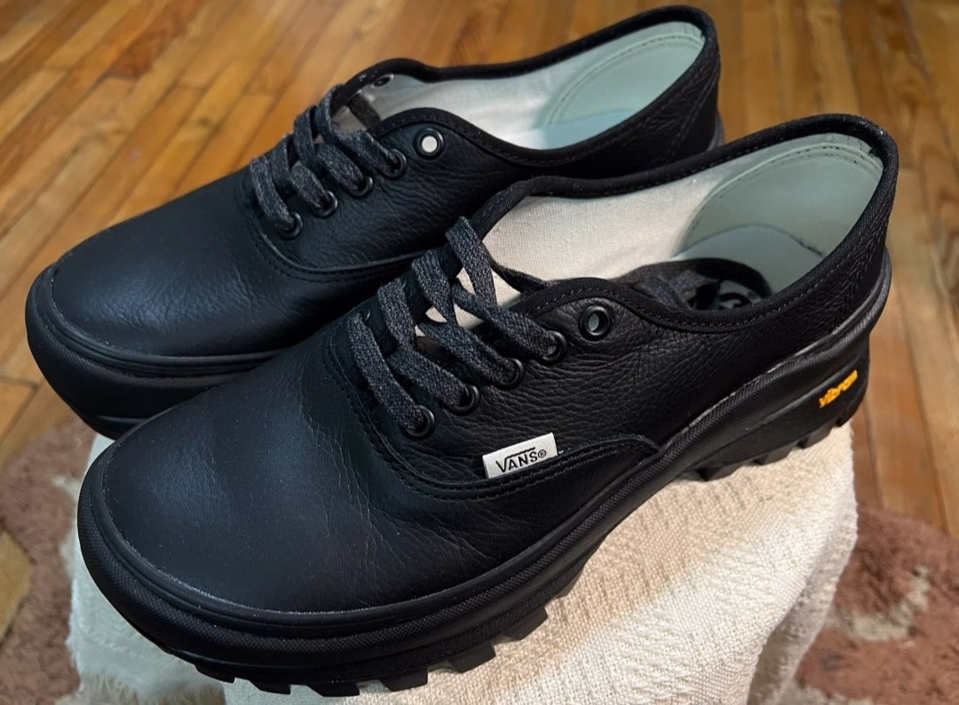 VANS范斯官方 Authentic Vibram 黑武士厚底增高男女德比鞋 黑色 39 实拍图
