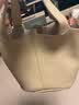 喵小姐（MISSMIAO）轻奢高端品牌女士斜挎包包女包新款菜篮子水桶包大容量手提单肩包 米黄色(精致百搭洋气时尚流行款) 实拍图