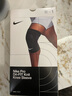NIKE耐克运动护膝爬登山户外徒跑步篮球膝盖绑带N1000669031L两只装 实拍图