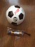 红双喜（DHS）足球大学儿童成人男训练比赛用球舒适真皮脚感高弹耐磨室外室内球 5#黑白版+气针气筒球包 实拍图